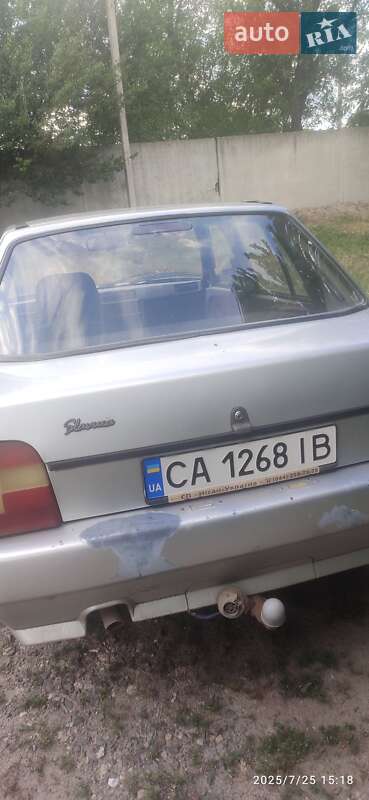 Лифтбек ЗАЗ 1103 Славута 2004 в Каменке фото 4 Лифтбек ЗАЗ 1103 Славута 2004 в Каменке