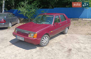 Лифтбек ЗАЗ 1103 Славута 2004 в Славуте