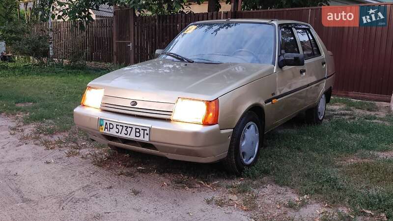 ЗАЗ 1103 Славута 2001