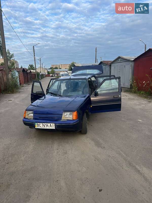 Лифтбек ЗАЗ 1103 Славута 2005 в Львове