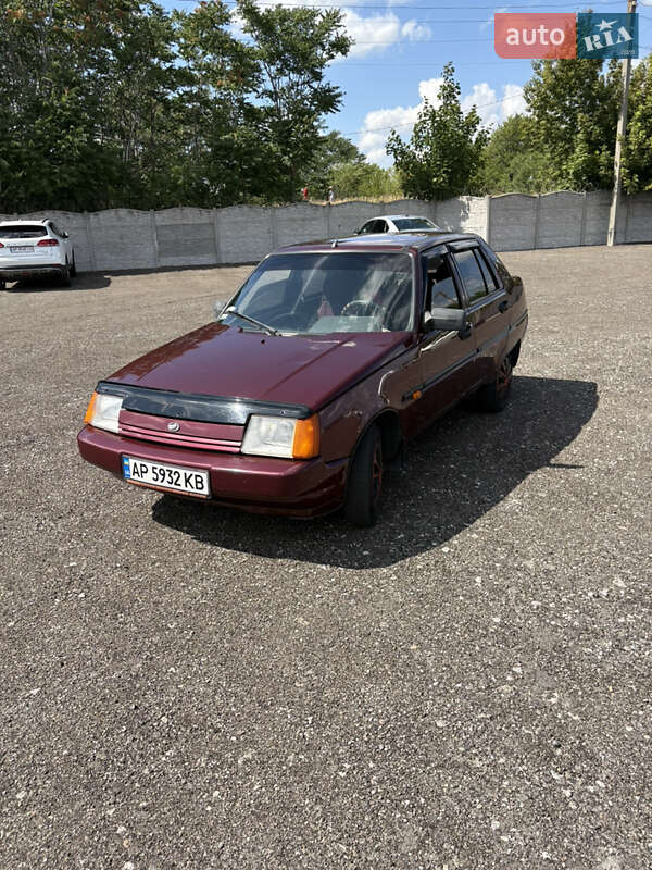 Лифтбек ЗАЗ 1103 Славута 2006 в 