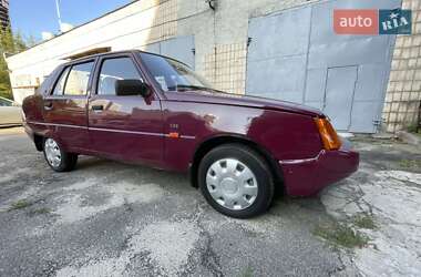 Ліфтбек ЗАЗ 1103 Славута 2004 в Києві