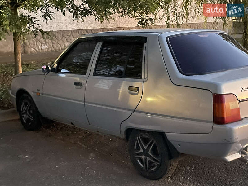 ЗАЗ 1103 Славута 2004
