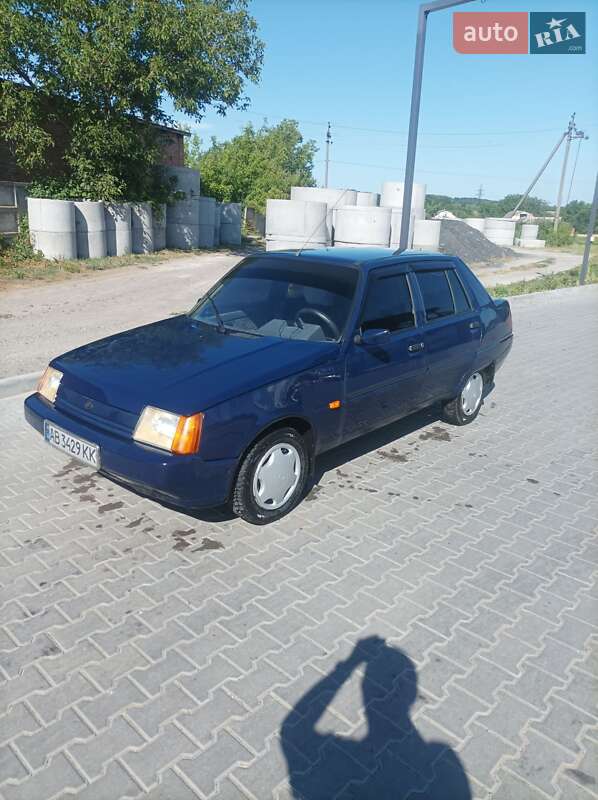 Лифтбек ЗАЗ 1103 Славута 2004 в Тульчине фото 8 Лифтбек ЗАЗ 1103 Славута 2004 в Тульчине