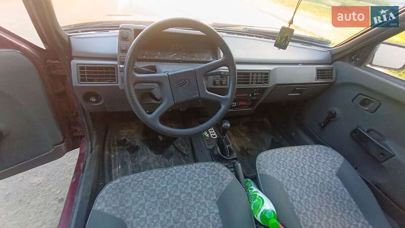 Лифтбек ЗАЗ 1103 Славута 2001 в Лубнах