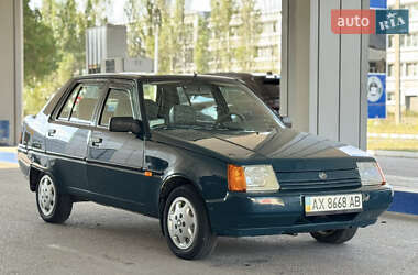 Лифтбек ЗАЗ 1103 Славута 2005 в Днепре