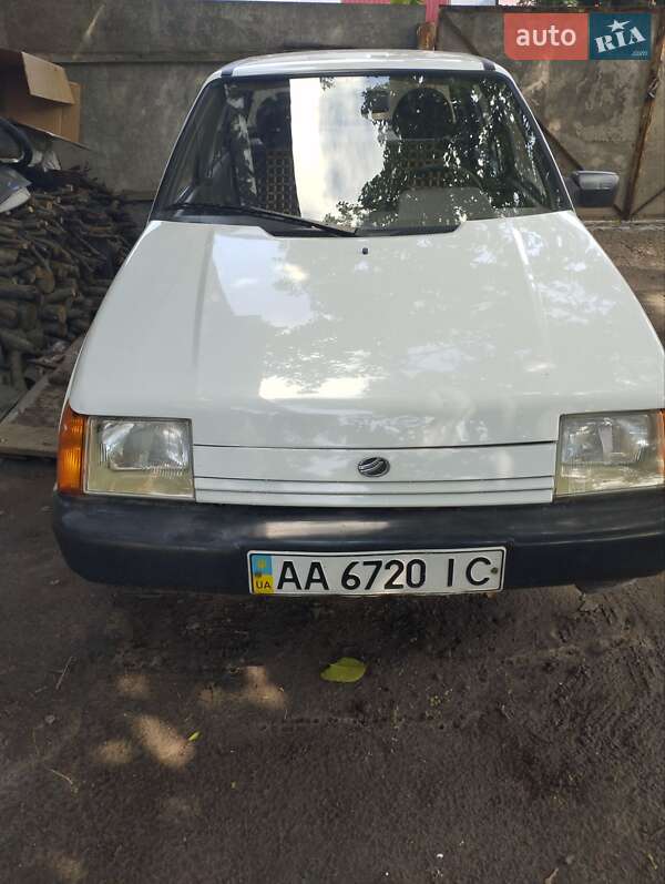 Лифтбек ЗАЗ 1103 Славута 2005 в Киеве фото 5 Лифтбек ЗАЗ 1103 Славута 2005 в Киеве