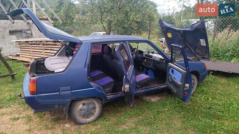 Ліфтбек ЗАЗ 1103 Славута 2003 в Брюховичах фото 4 Ліфтбек ЗАЗ 1103 Славута 2003 в Брюховичах