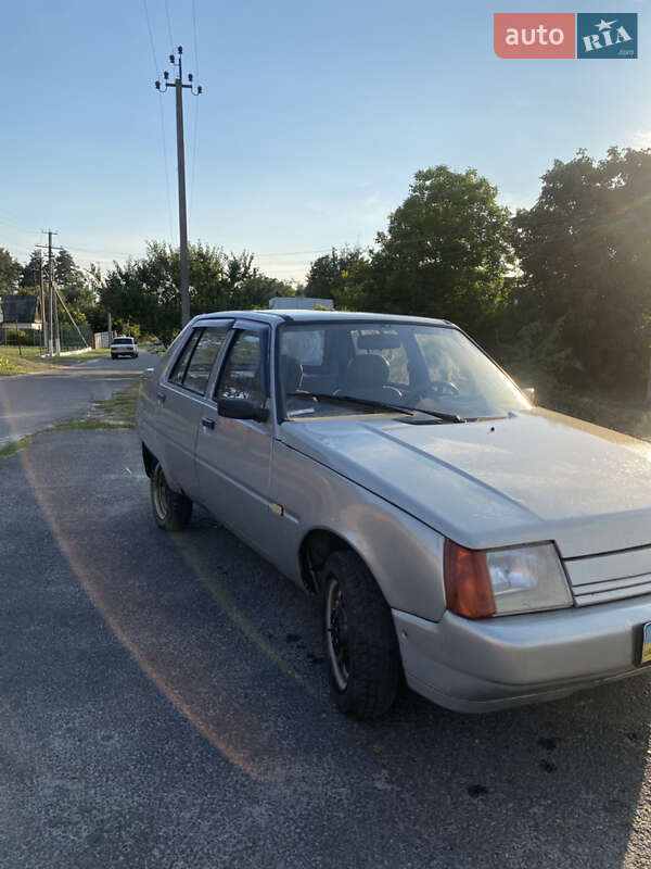 Лифтбек ЗАЗ 1103 Славута 2008 в Черкассах фото 3 Лифтбек ЗАЗ 1103 Славута 2008 в Черкассах