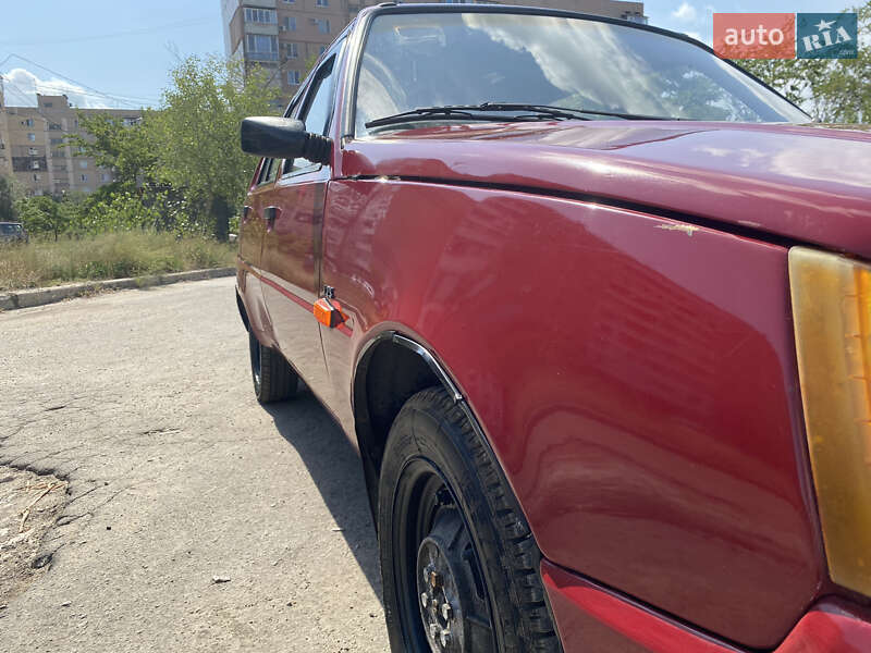 Лифтбек ЗАЗ 1103 Славута 2003 в Запорожье