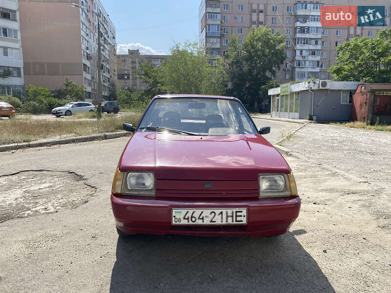 Лифтбек ЗАЗ 1103 Славута 2003 в Запорожье