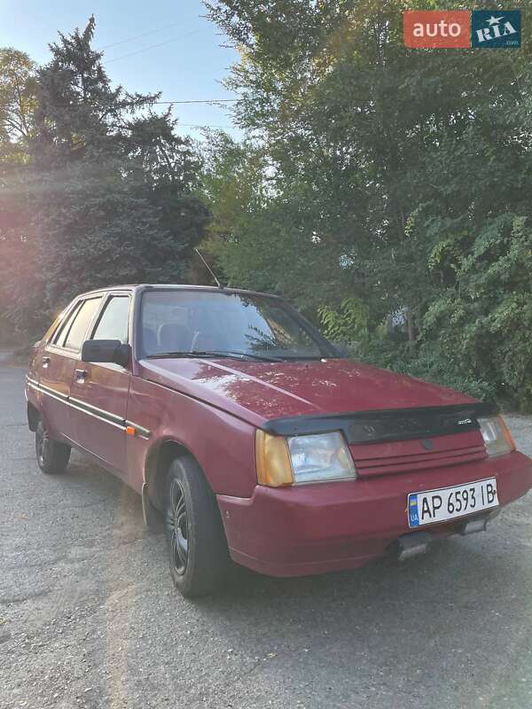 Лифтбек ЗАЗ 1103 Славута 2001 в Запорожье фото 4 Лифтбек ЗАЗ 1103 Славута 2001 в Запорожье