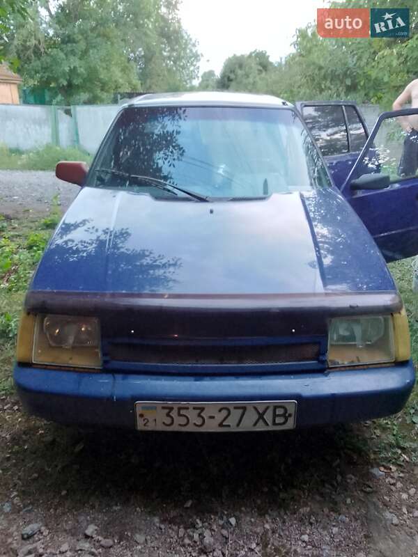 Лифтбек ЗАЗ 1103 Славута 2004 в 