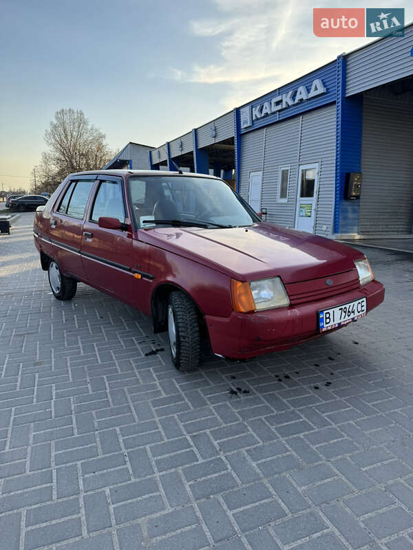 Лифтбек ЗАЗ 1103 Славута 2003 в Полтаве