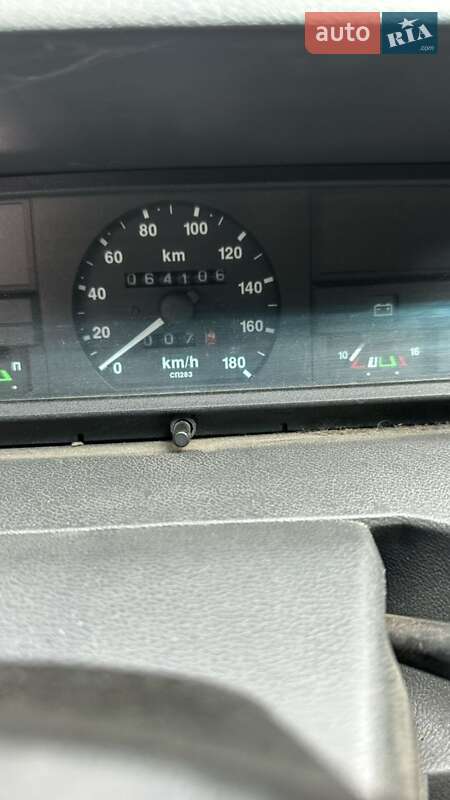 Лифтбек ЗАЗ 1103 Славута 2004 в Деловом фото 2 Лифтбек ЗАЗ 1103 Славута 2004 в Деловом