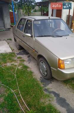 Лифтбек ЗАЗ 1103 Славута 2001 в 