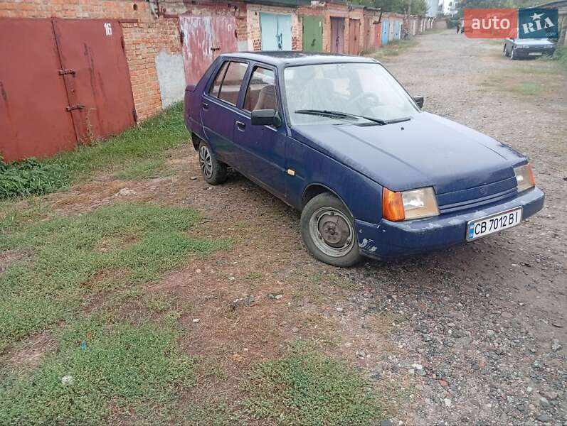 Лифтбек ЗАЗ 1103 Славута 2001 в Нежине