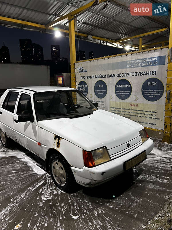 Лифтбек ЗАЗ 1103 Славута 2007 в Киеве