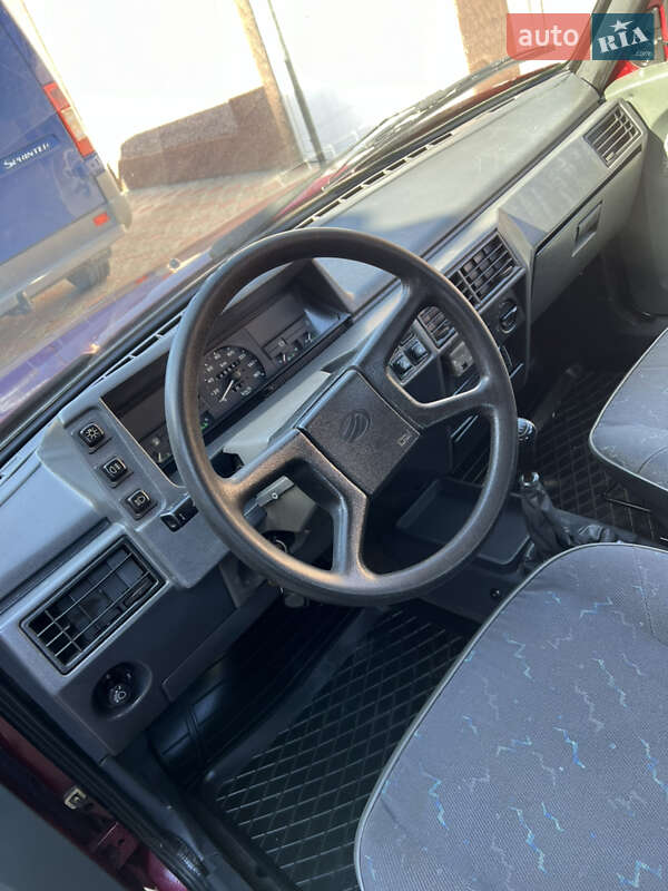 Лифтбек ЗАЗ 1103 Славута 2000 в Запорожье