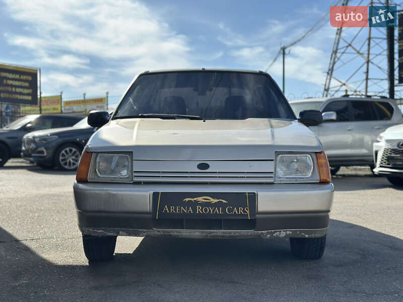 Лифтбек ЗАЗ 1103 Славута 2002 в Харькове фото 7 Лифтбек ЗАЗ 1103 Славута 2002 в Харькове