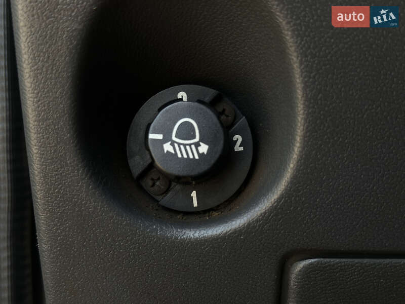 Лифтбек ЗАЗ 1103 Славута 2002 в Харькове фото 23 Лифтбек ЗАЗ 1103 Славута 2002 в Харькове