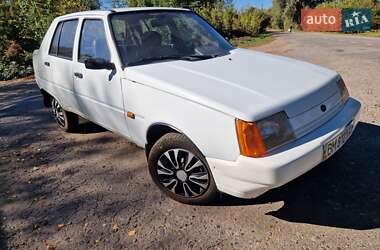 Лифтбек ЗАЗ 1103 Славута 2005 в Ромнах