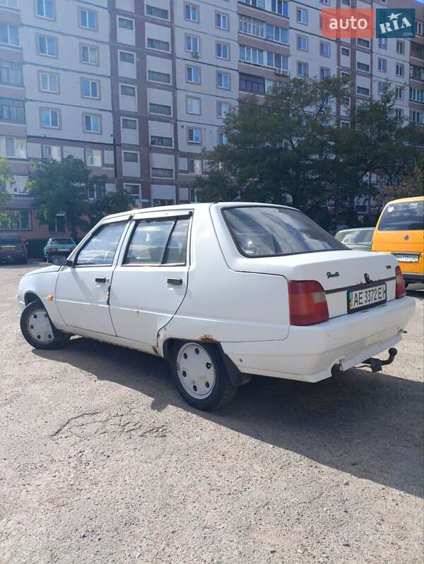 Лифтбек ЗАЗ 1103 Славута 2007 в Каменском