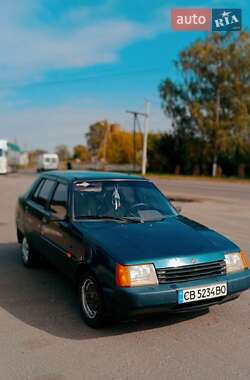 Лифтбек ЗАЗ 1103 Славута 2000 в 