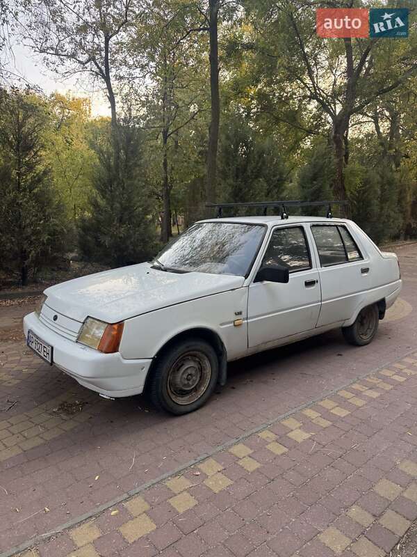 Лифтбек ЗАЗ 1103 Славута 2002 в Запорожье