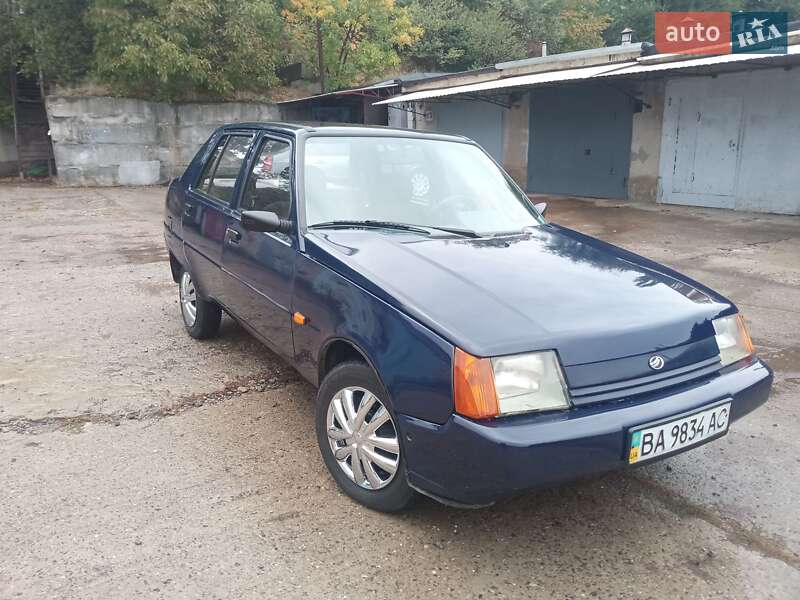 Лифтбек ЗАЗ 1103 Славута 2006 в Южноукраинске