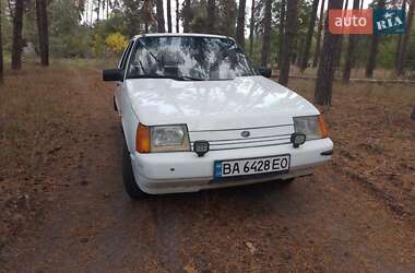 Лифтбек ЗАЗ 1103 Славута 2004 в Чигирине