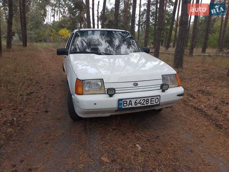 ЗАЗ 1103 Славута 2004 ЗАЗ 1103 Славута 2004