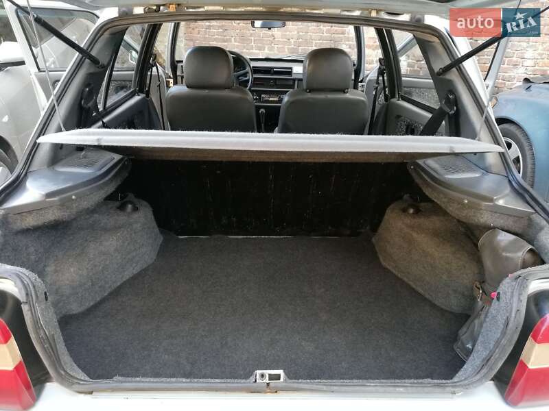 Ліфтбек ЗАЗ 1103 Славута 2004 в Умані фото 6 Ліфтбек ЗАЗ 1103 Славута 2004 в Умані