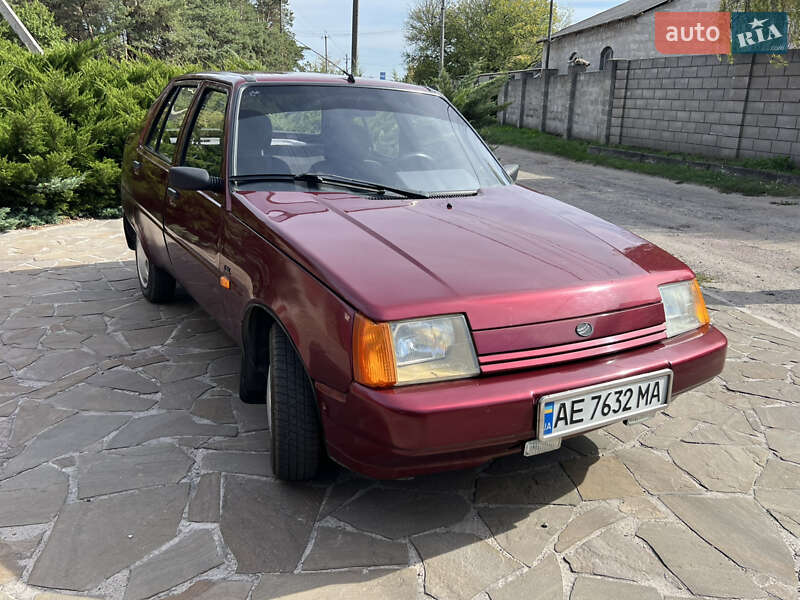 Ліфтбек ЗАЗ 1103 Славута 2000 в Кам'янському фото 14 Ліфтбек ЗАЗ 1103 Славута 2000 в Кам'янському