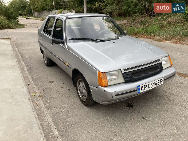 Лифтбек ЗАЗ 1103 Славута 2004 в Запорожье фото 4 Лифтбек ЗАЗ 1103 Славута 2004 в Запорожье