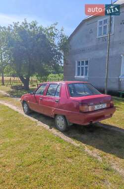Лифтбек ЗАЗ 1103 Славута 2003 в 