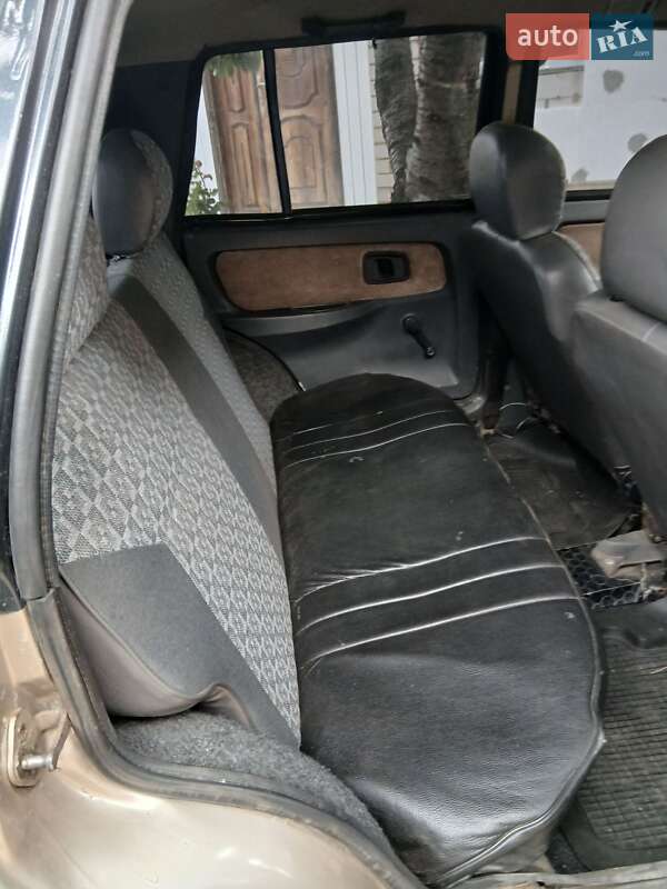 Ліфтбек ЗАЗ 1103 Славута 2002 в Шишаках