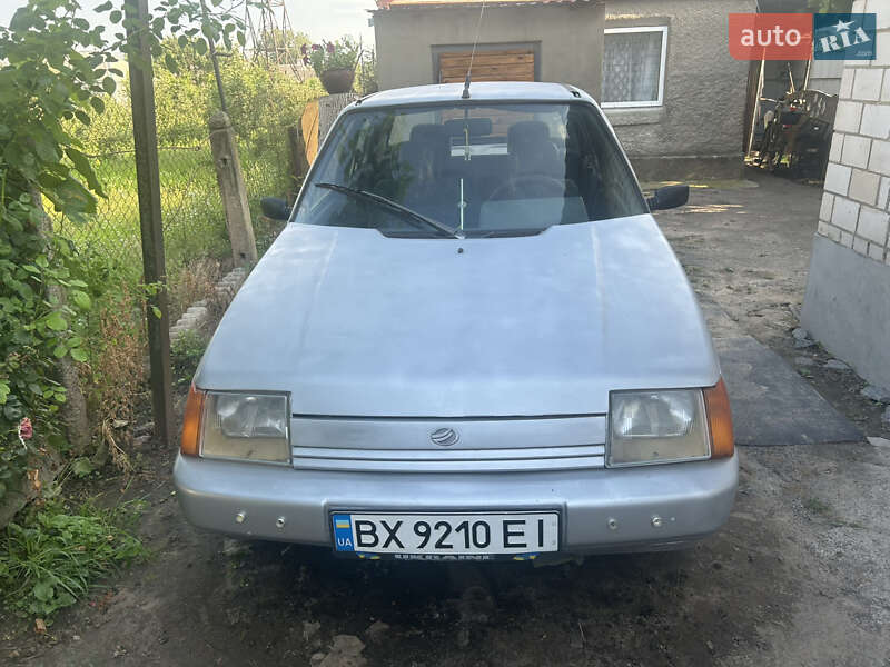 Лифтбек ЗАЗ 1103 Славута 2003 в 