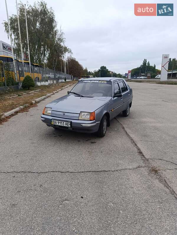 Лифтбек ЗАЗ 1103 Славута 2006 в 