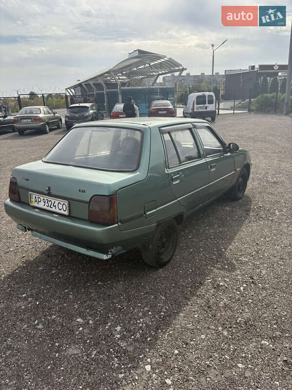 Лифтбек ЗАЗ 1103 Славута 2006 в Запорожье