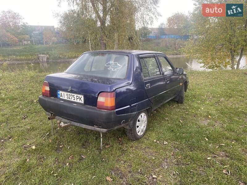 Ліфтбек ЗАЗ 1103 Славута 2004 в Обухові