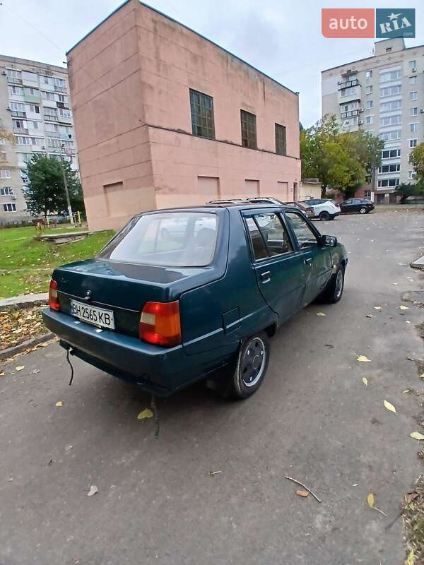 Лифтбек ЗАЗ 1103 Славута 2004 в Черноморске фото 3 Лифтбек ЗАЗ 1103 Славута 2004 в Черноморске