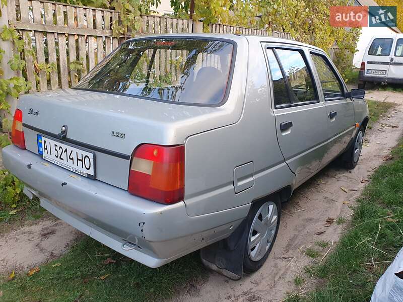 Лифтбек ЗАЗ 1103 Славута 2009 в Звенигородке