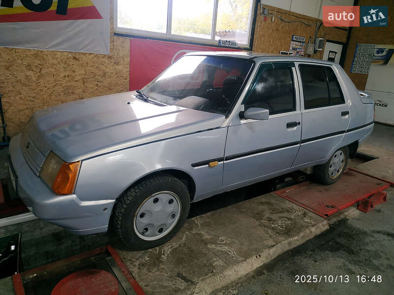 Лифтбек ЗАЗ 1103 Славута 2005 в Смеле