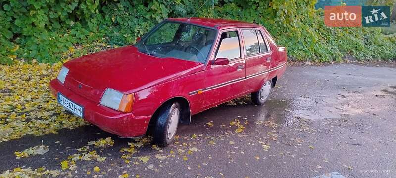 Ліфтбек ЗАЗ 1103 Славута 2005 в Яготині фото Ліфтбек ЗАЗ 1103 Славута 2005 в Яготині