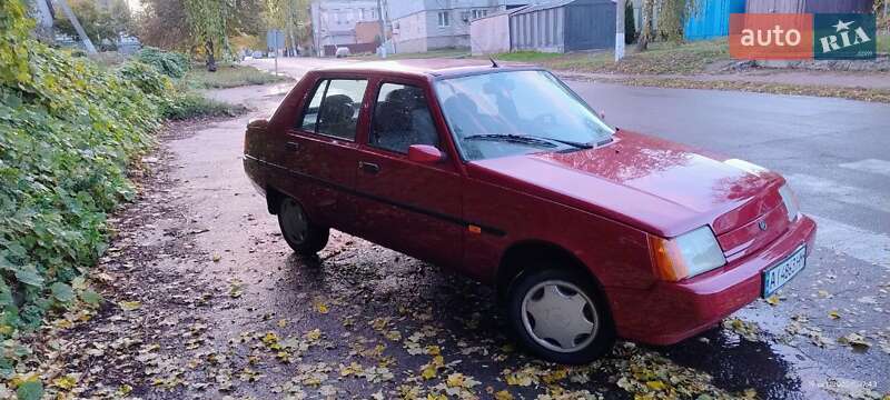Ліфтбек ЗАЗ 1103 Славута 2005 в Яготині фото 2 Ліфтбек ЗАЗ 1103 Славута 2005 в Яготині
