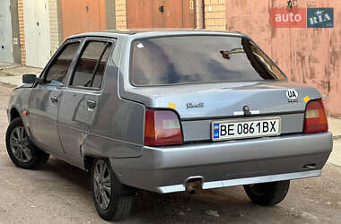 Лифтбек ЗАЗ 1103 Славута 2007 в 