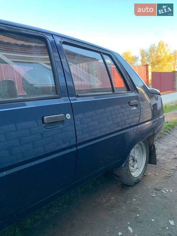 Лифтбек ЗАЗ 1103 Славута 2005 в Вишневце фото 3 Лифтбек ЗАЗ 1103 Славута 2005 в Вишневце