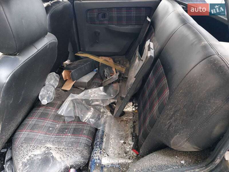 Лифтбек ЗАЗ 1103 Славута 2006 в Киеве