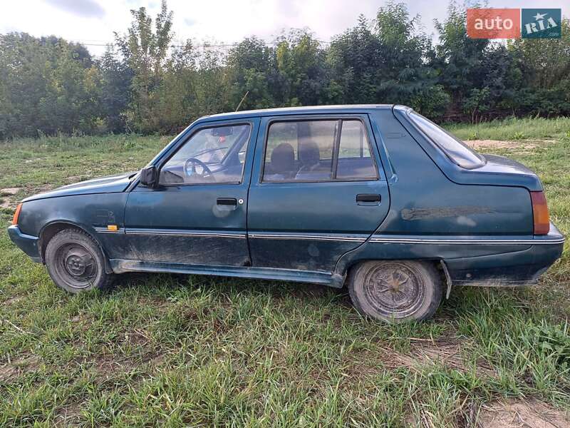 ЗАЗ 1103 Славута 2000